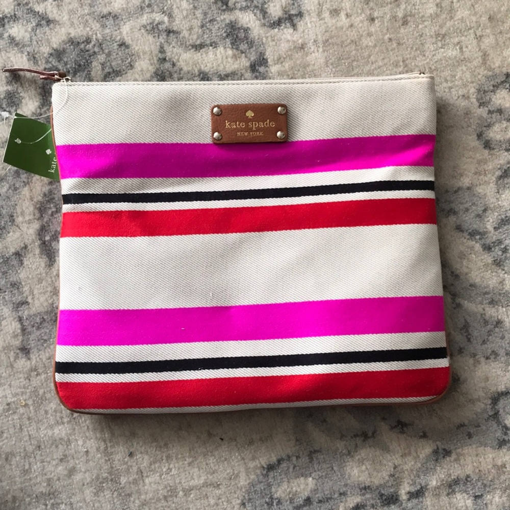 NWT- Kate Spade adrianne pouch/iPad case